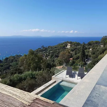 Neuve Vue Et Iles D'or Villa